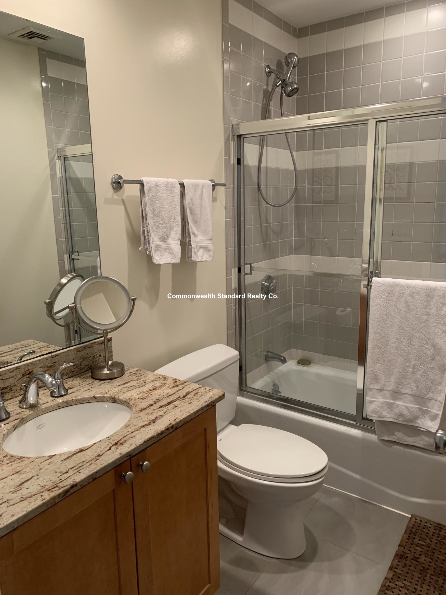 520 Harrison Ave, South End