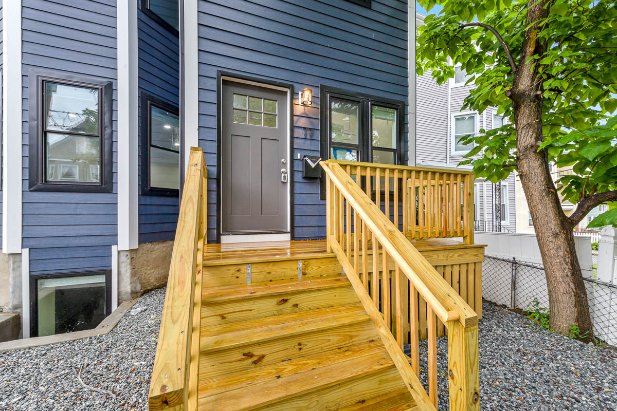 77 Winchester St, South Medford