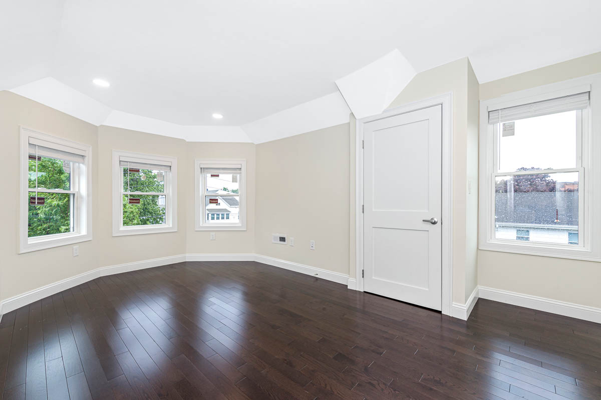 77 Winchester St, South Medford