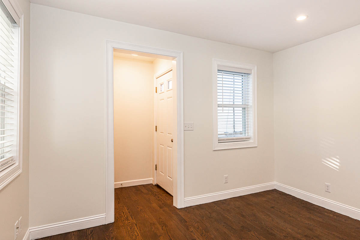 4 Chestnut Pl, Brighton