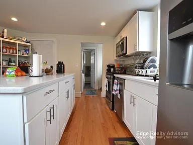 11 Winter Hill Rd, South Medford