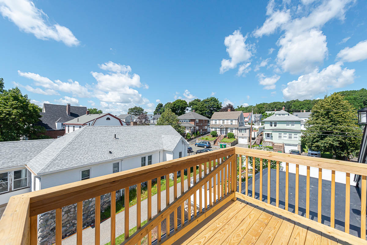 174 Fulton St, Medford