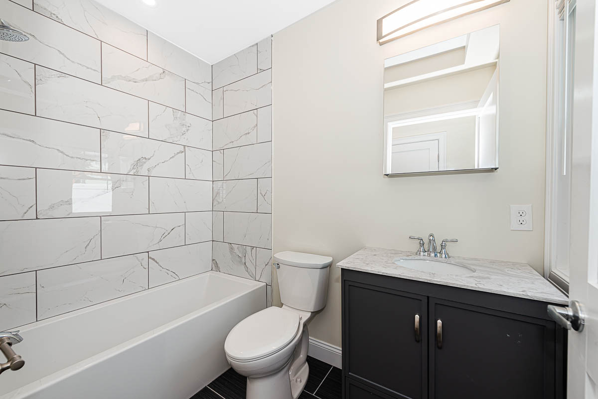 174 Fulton St, Medford