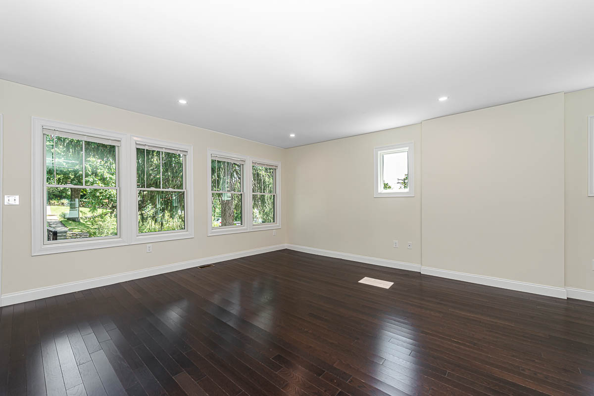 174 Fulton St, Medford