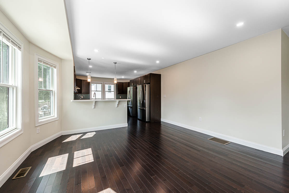 174 Fulton St, Medford