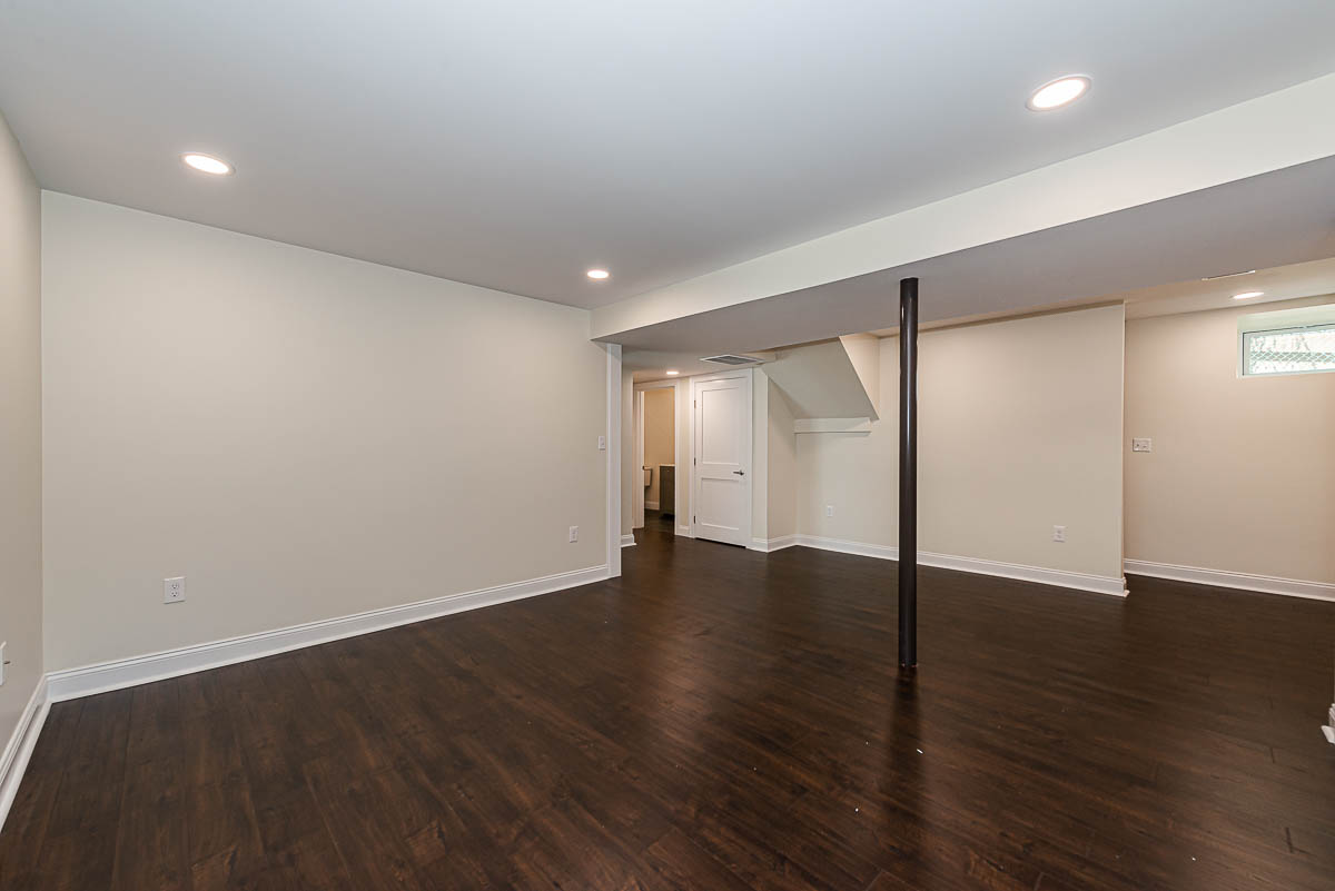 174 Fulton St, Medford