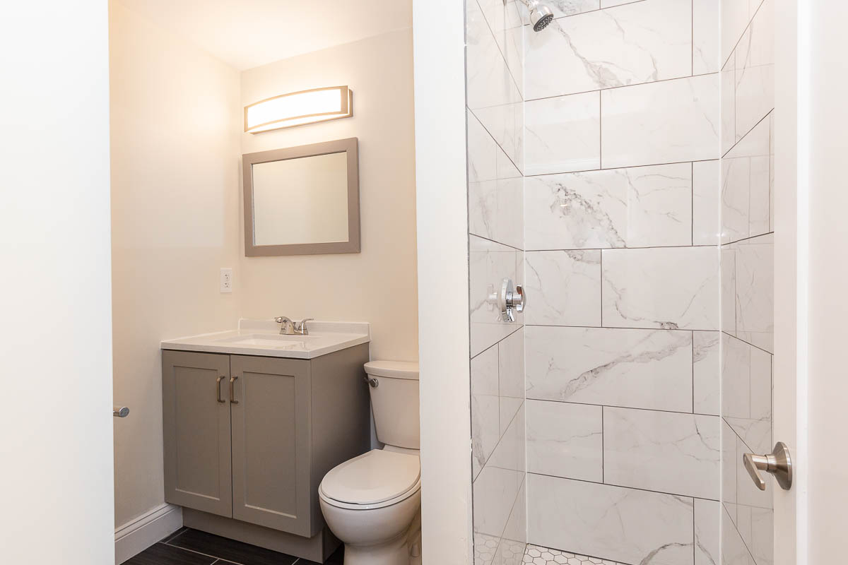 77 Rock Glen Rd, Medford