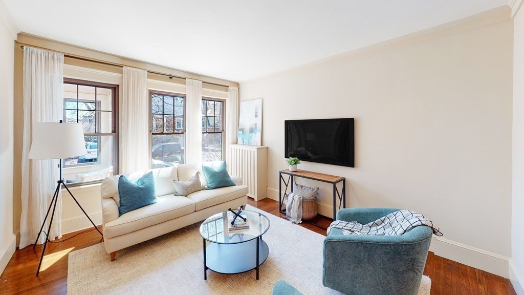 23 Halifax St, Jamaica Plain