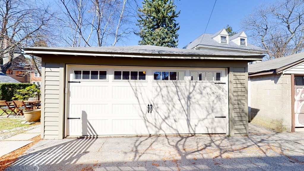 23 Halifax St, Jamaica Plain