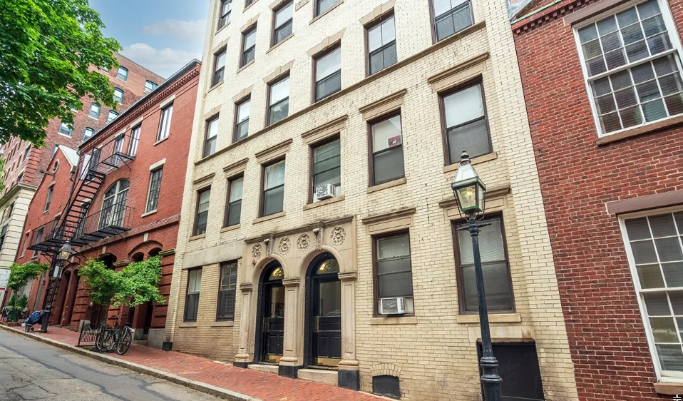 44 Joy St, Beacon Hill