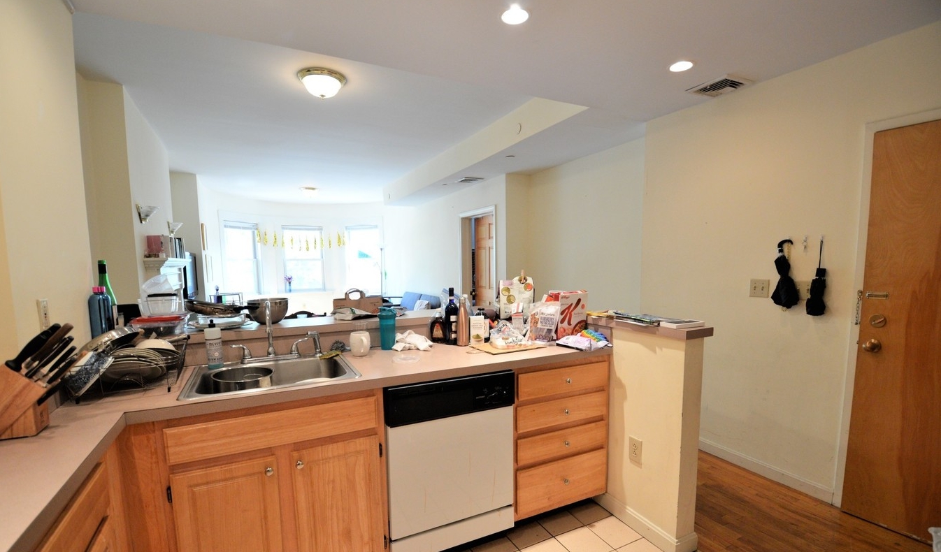 1406 Beacon St, Corey Hill