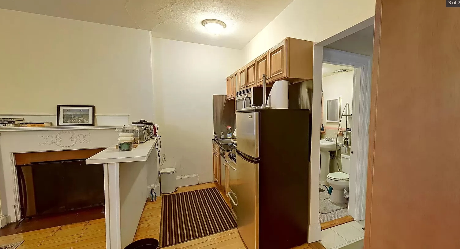 1069 Beacon St, Longwood