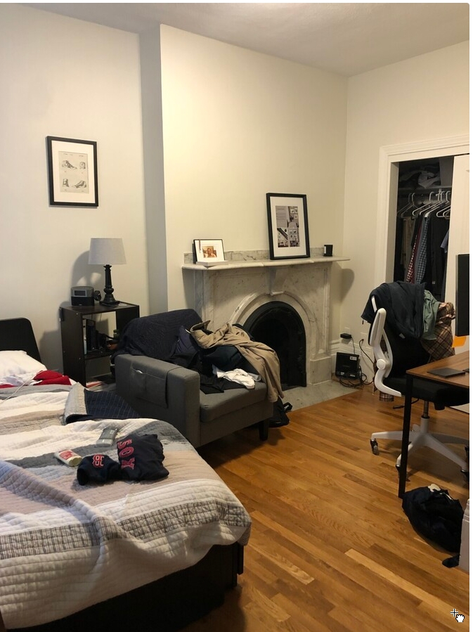 62 West Cedar St, Beacon Hill