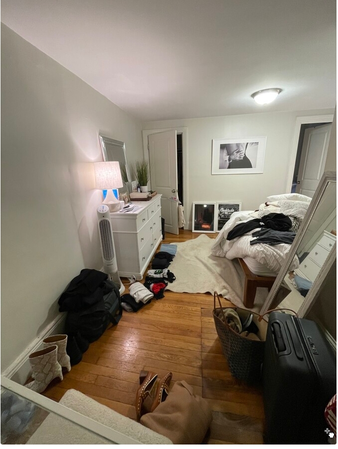 62 West Cedar St, Beacon Hill