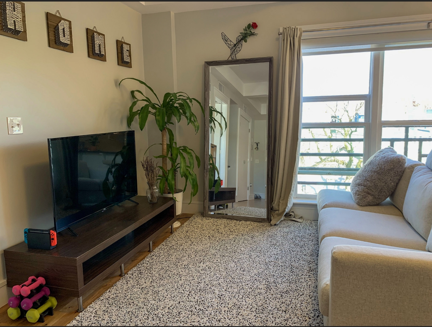 126 Charles St, East Cambridge