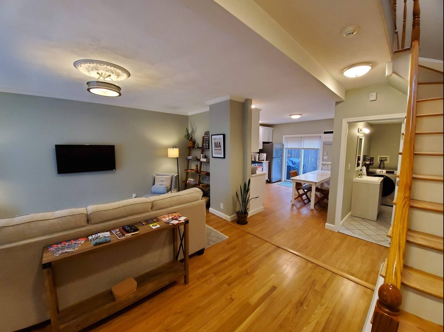 256 Gold St, South Boston