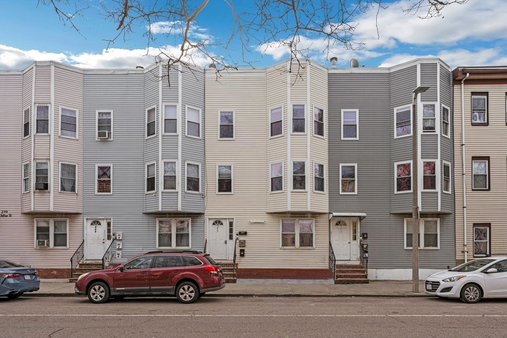 275 Chelsea, East Boston