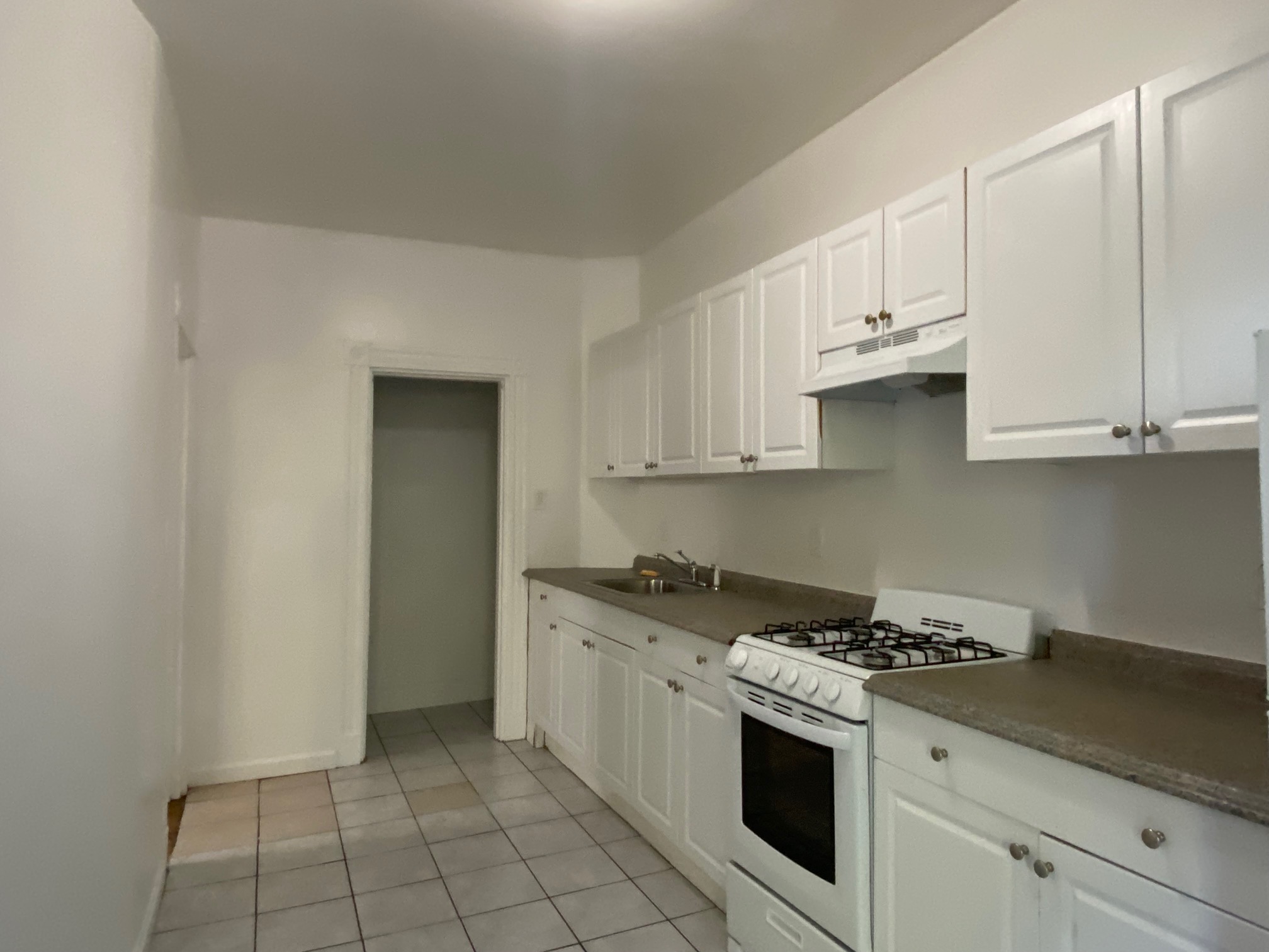 81 Brighton Ave, Allston