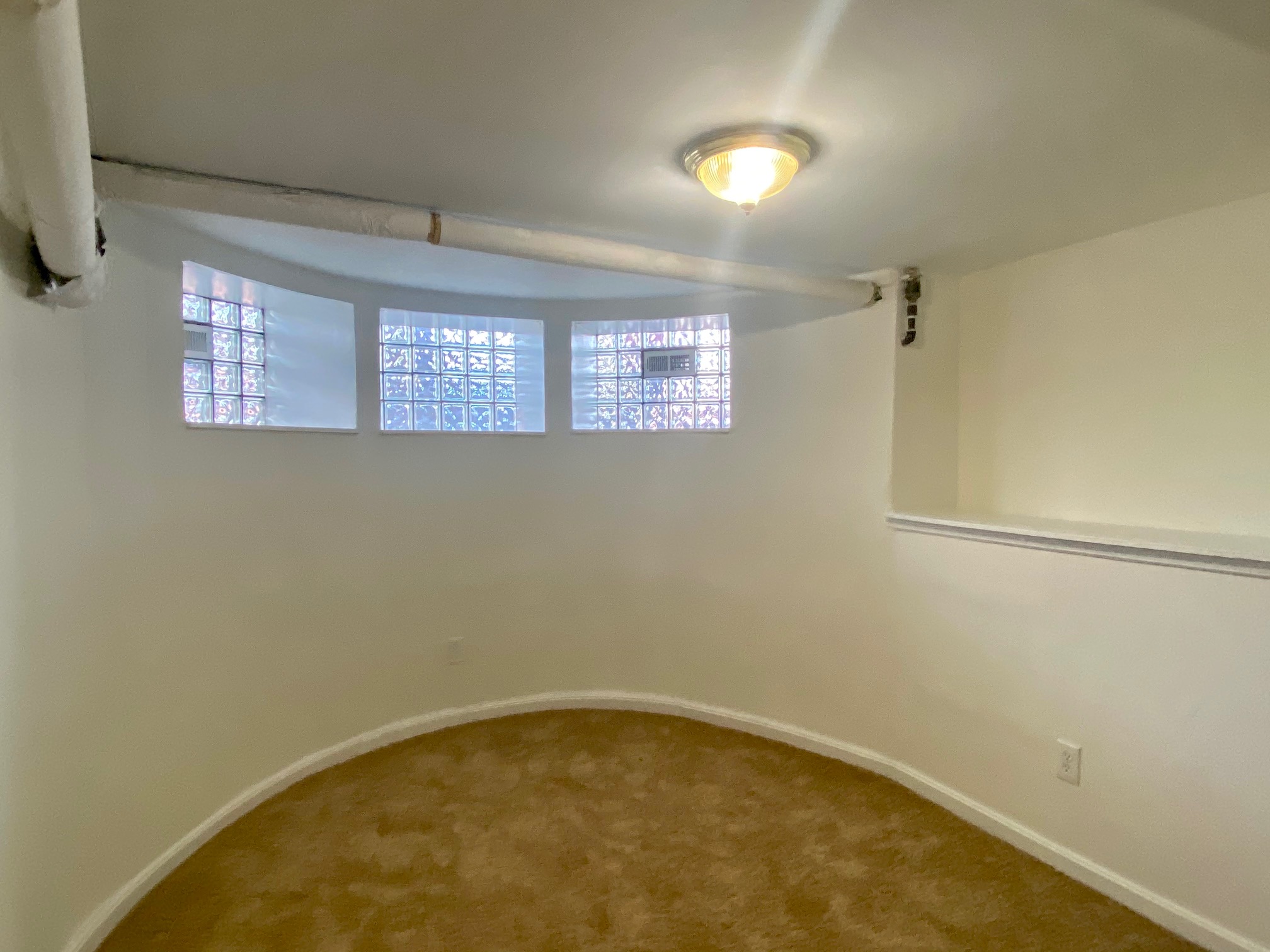 77 Brighton Ave, Allston