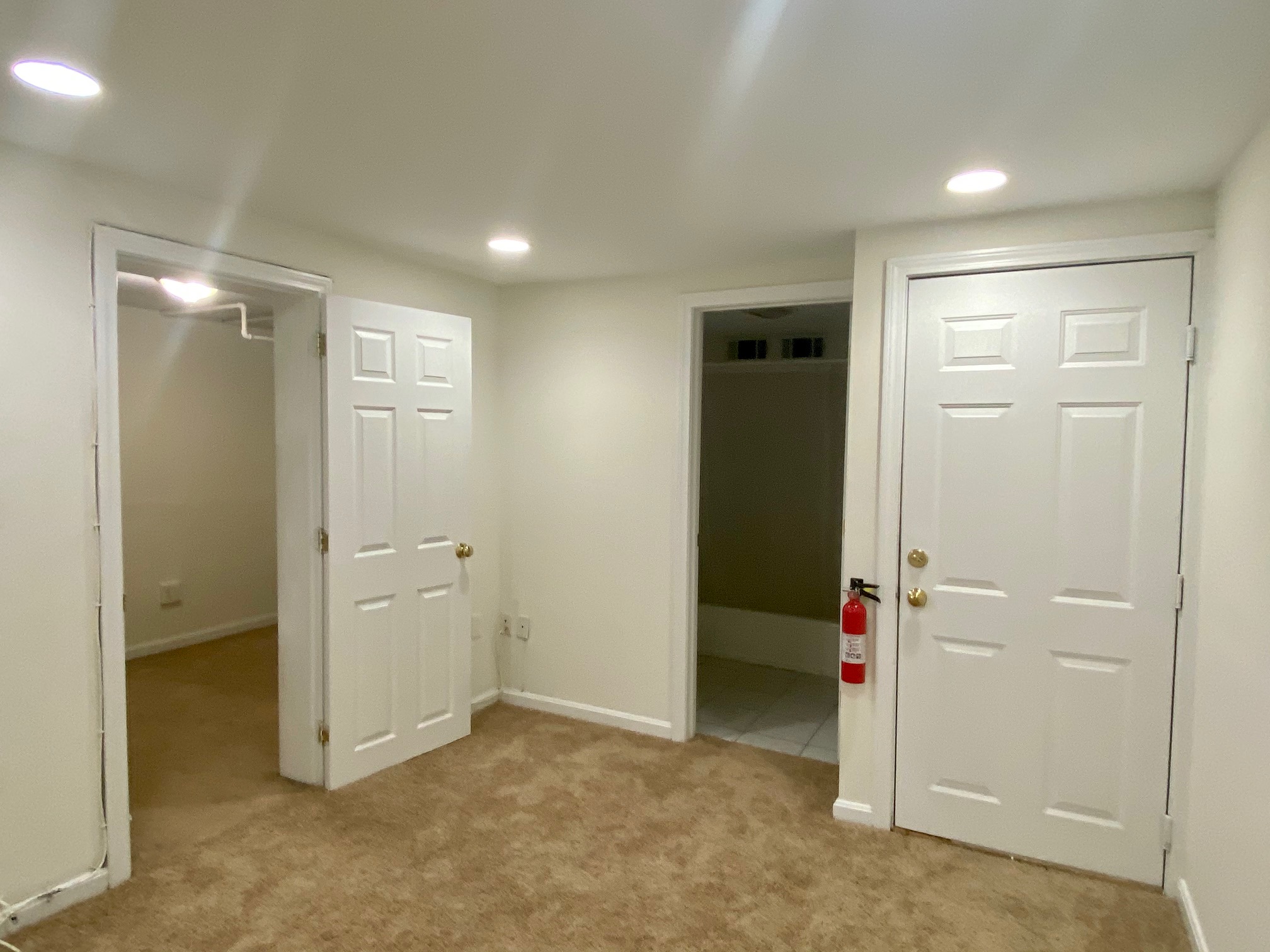 77 Brighton Ave, Allston