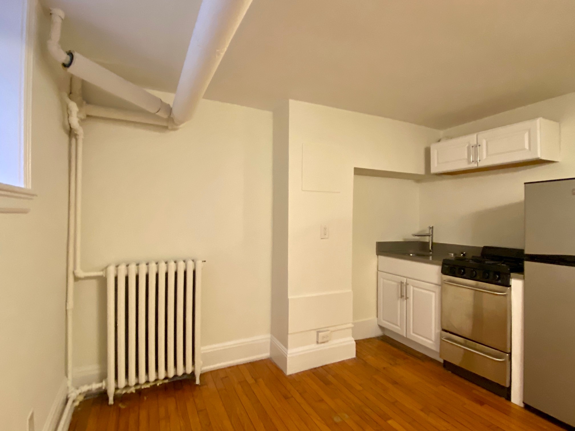 86 Charles, Beacon Hill