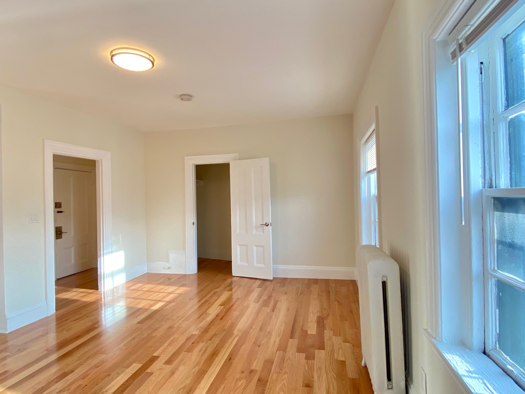 92 Charles St, Beacon Hill