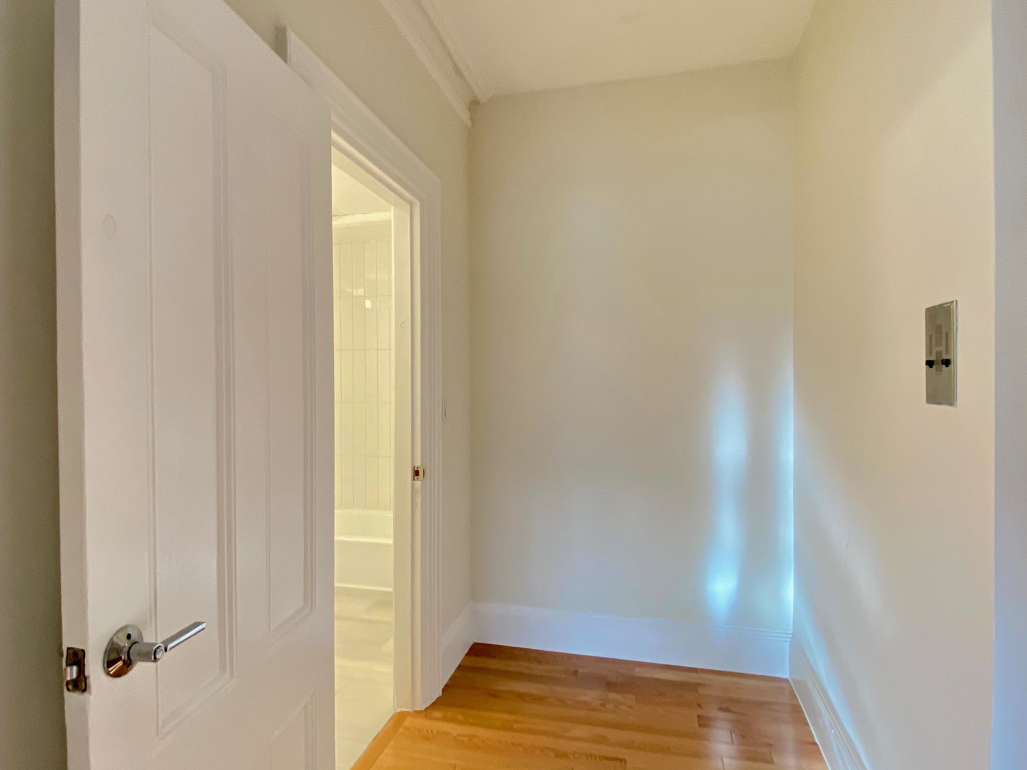 92 Charles St, Beacon Hill