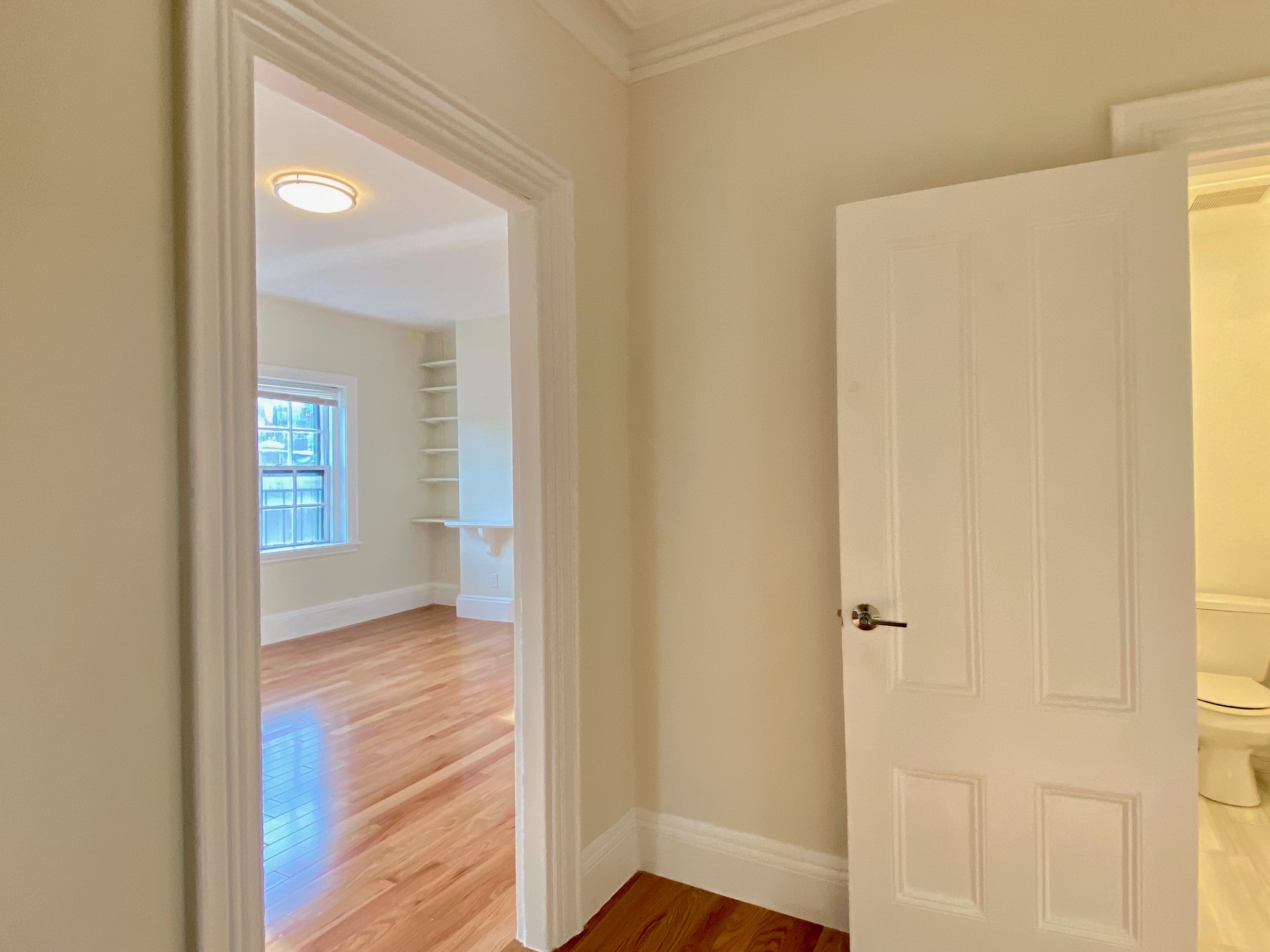 92 Charles St, Beacon Hill