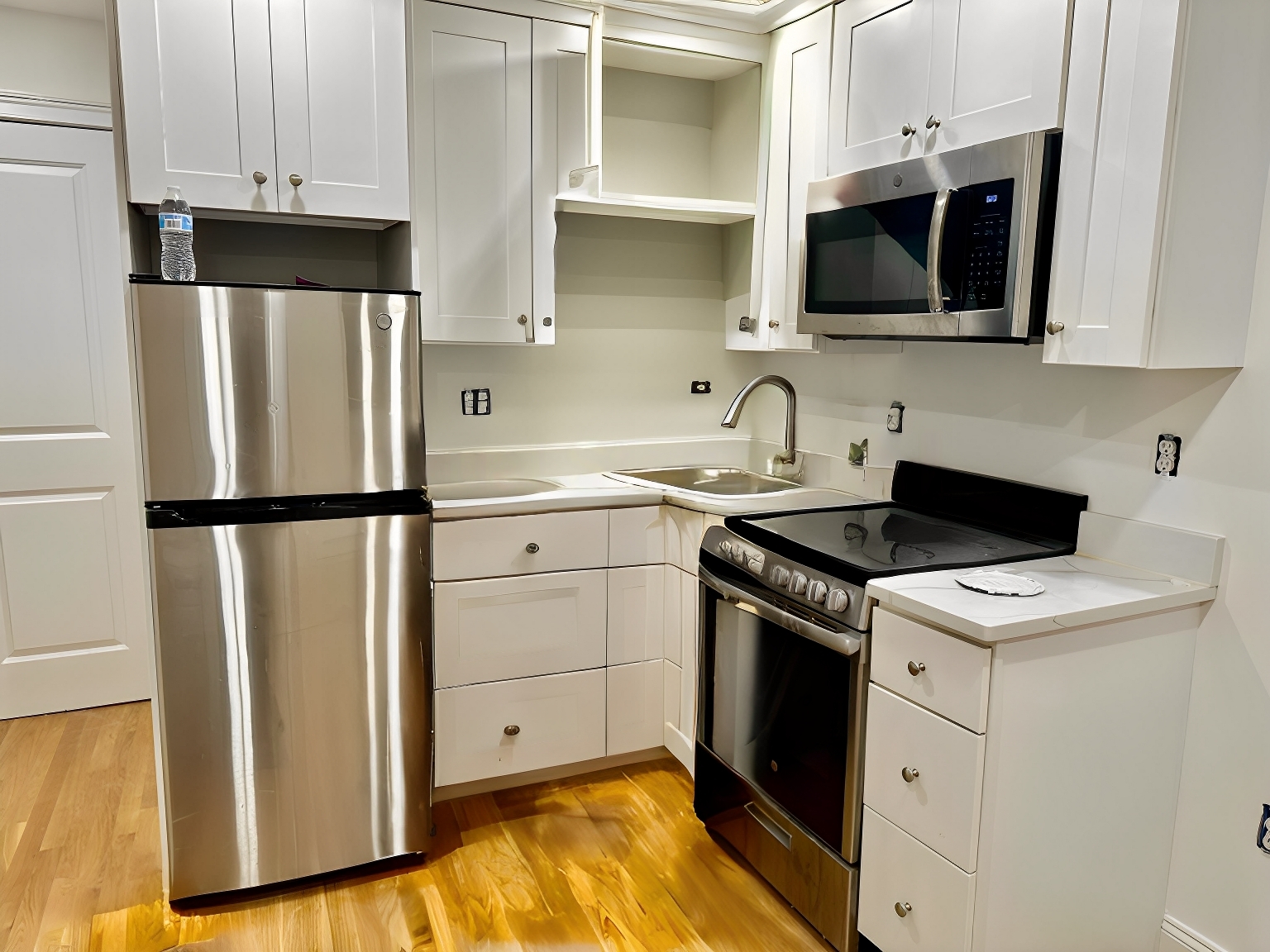 92 West Cedar, Beacon Hill