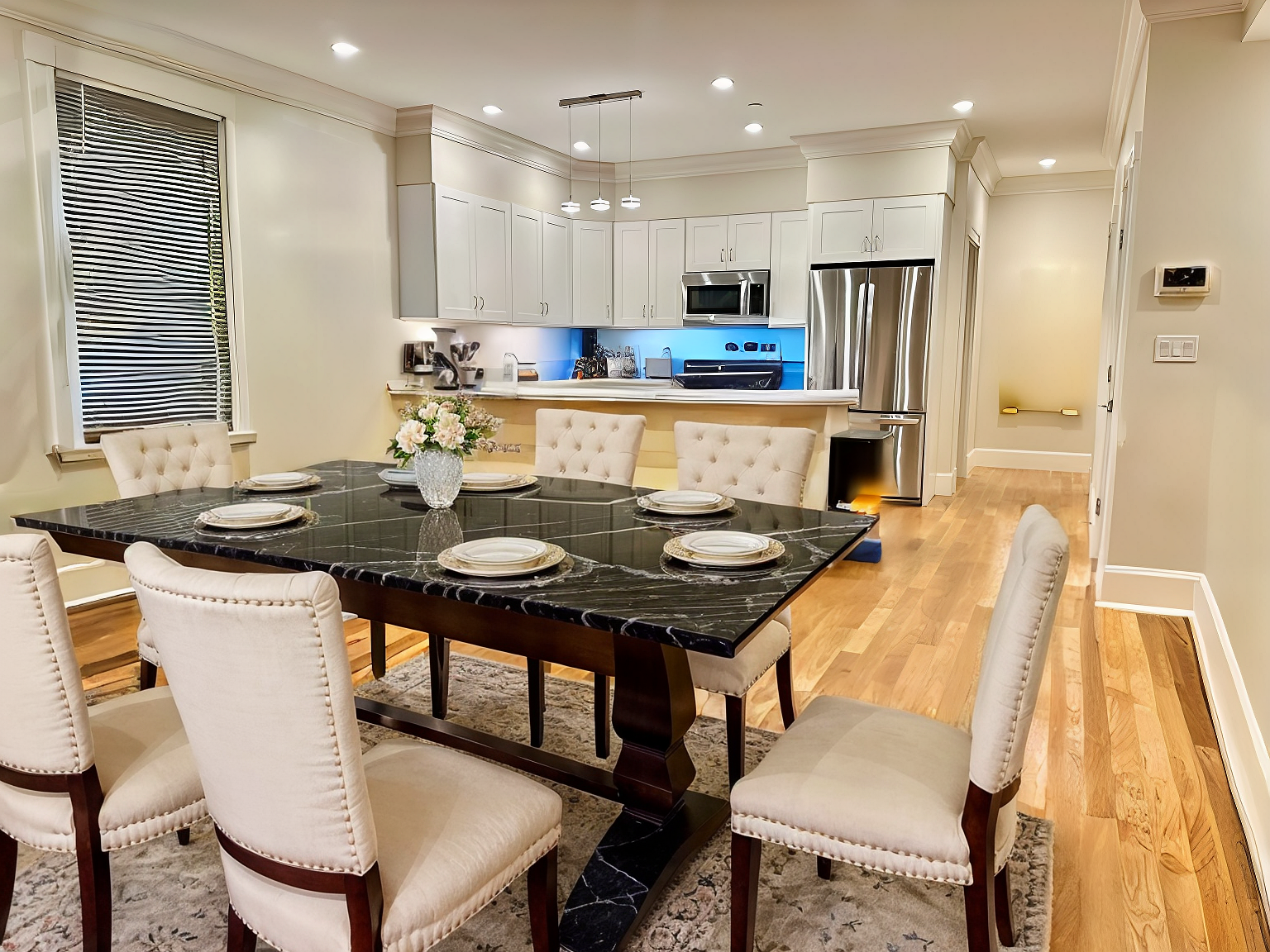 470-472 Green, Central Square