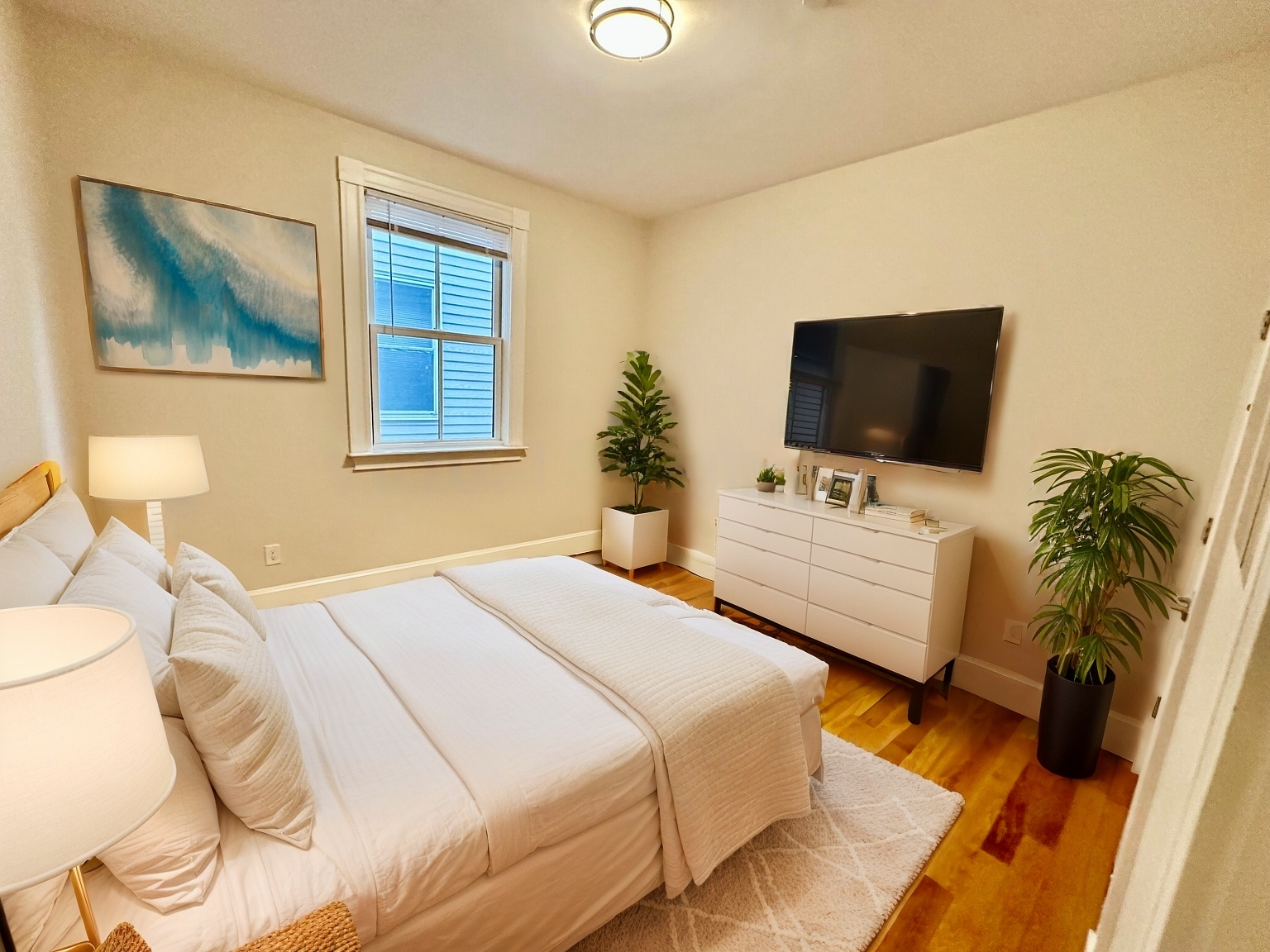 470-472 Green, Central Square