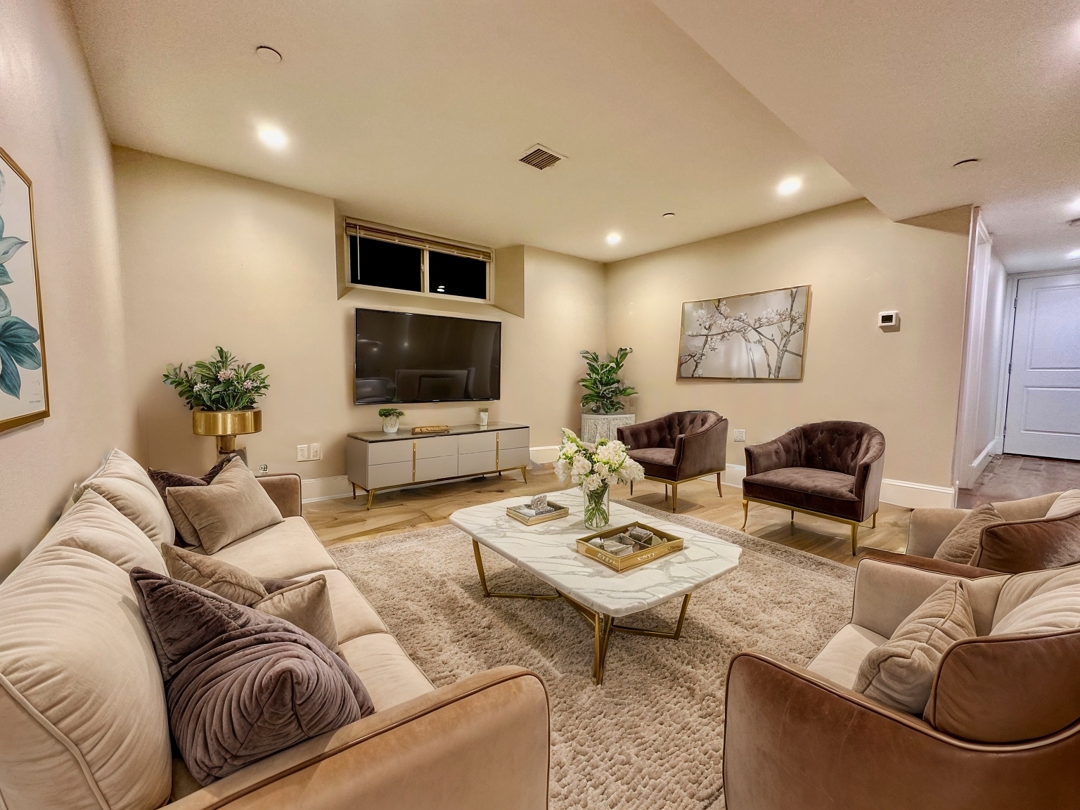 470-472 Green, Central Square