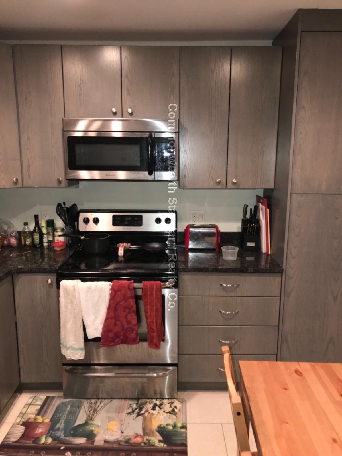 557 Columbus Ave, South End