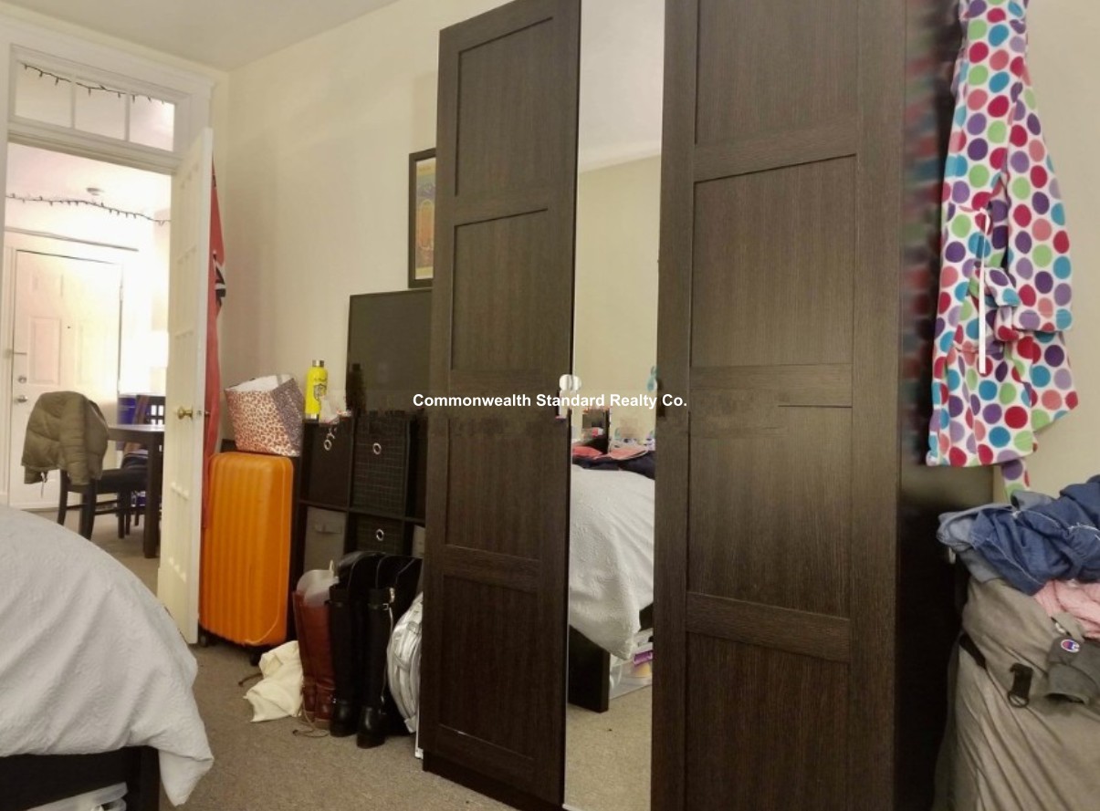 829 Beacon St, Fenway