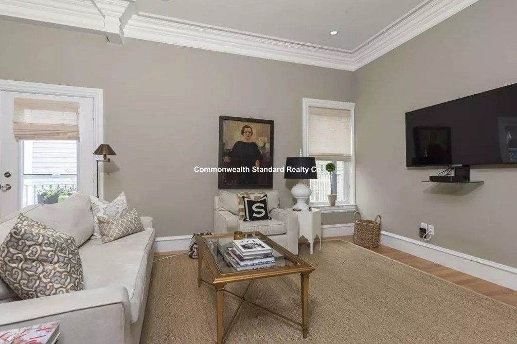 https://ygl-photos.s3.us-west-004.backblazeb2.com/8568W5e866ec5e2bed.jpg