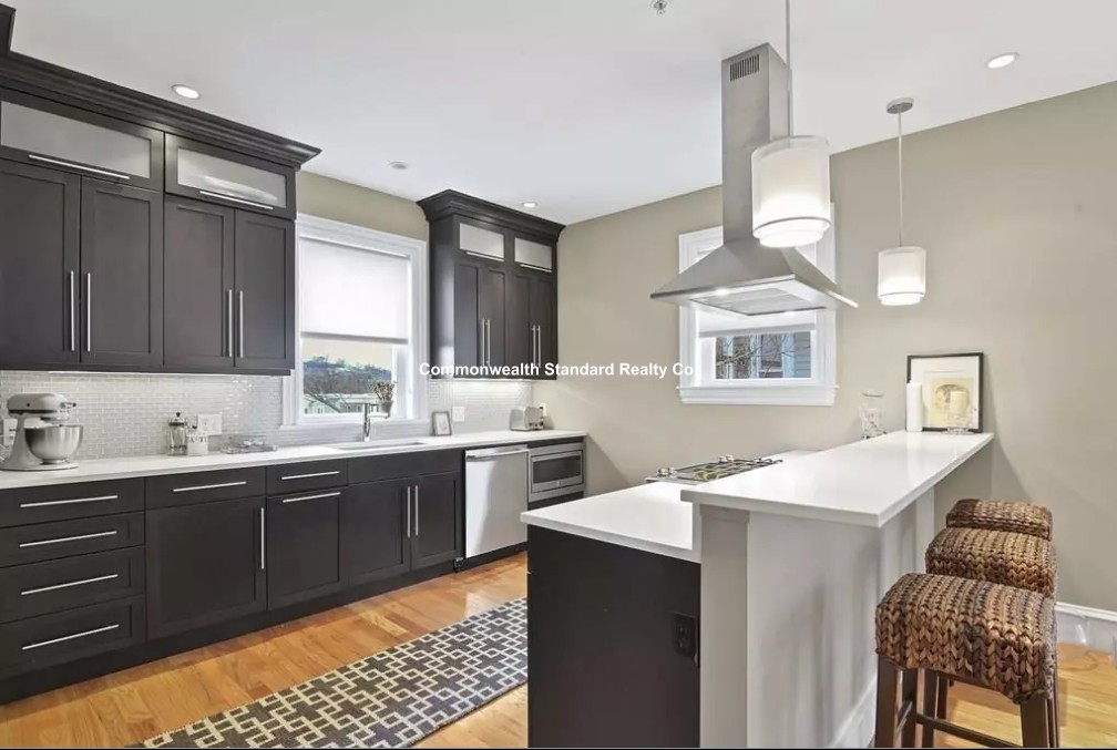 7 Tuckerman St, South Boston