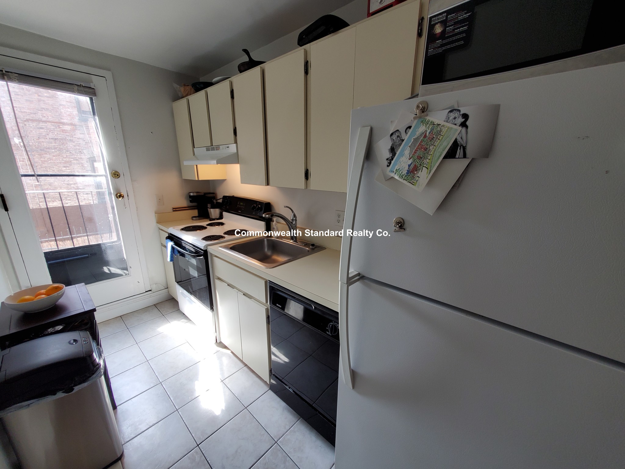 166 Saint Botolph St, South End