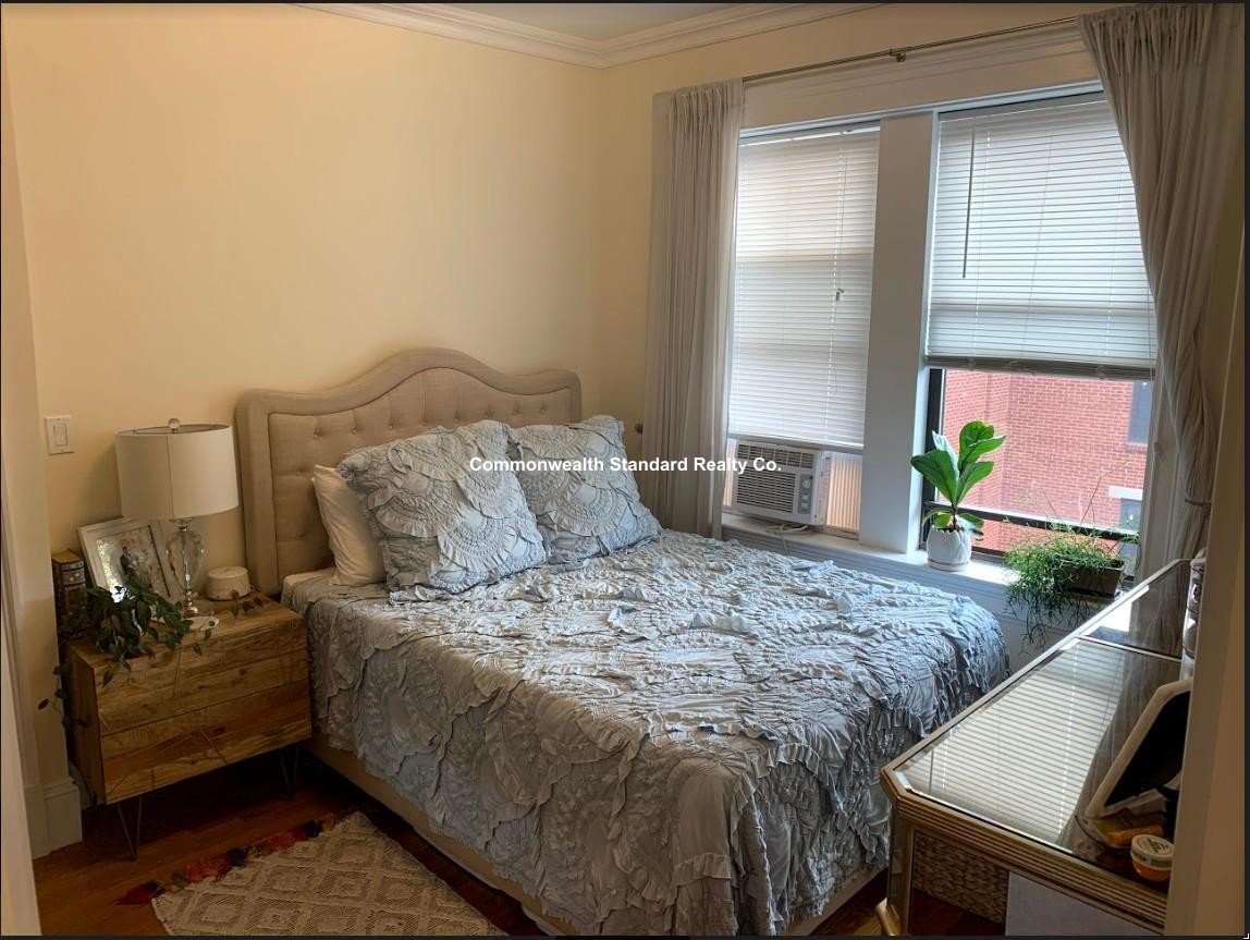 1340 Commonwealth Ave, Allston