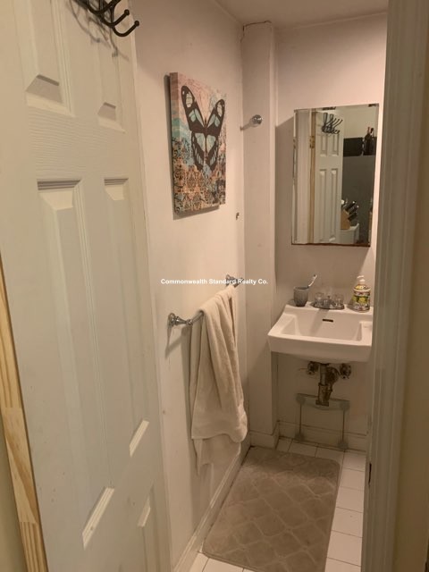 2 bed, 1 bath apartment for rent at 51 Phillips St Unit 3F, Beacon Hill — photo 28 of 37