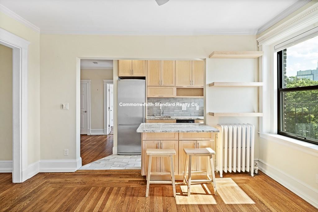 1 bed, 1 bath apartment for rent at 137 Peterborough St Unit 21, Fenway — photo 2 of 15