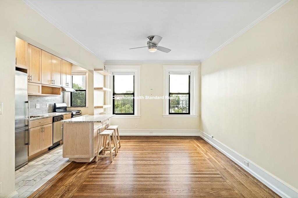 1 bed, 1 bath apartment for rent at 137 Peterborough St Unit 21, Fenway — photo 3 of 15