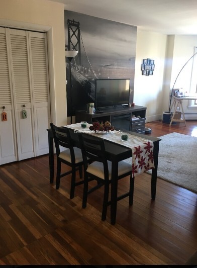 922 Beacon St, Fenway