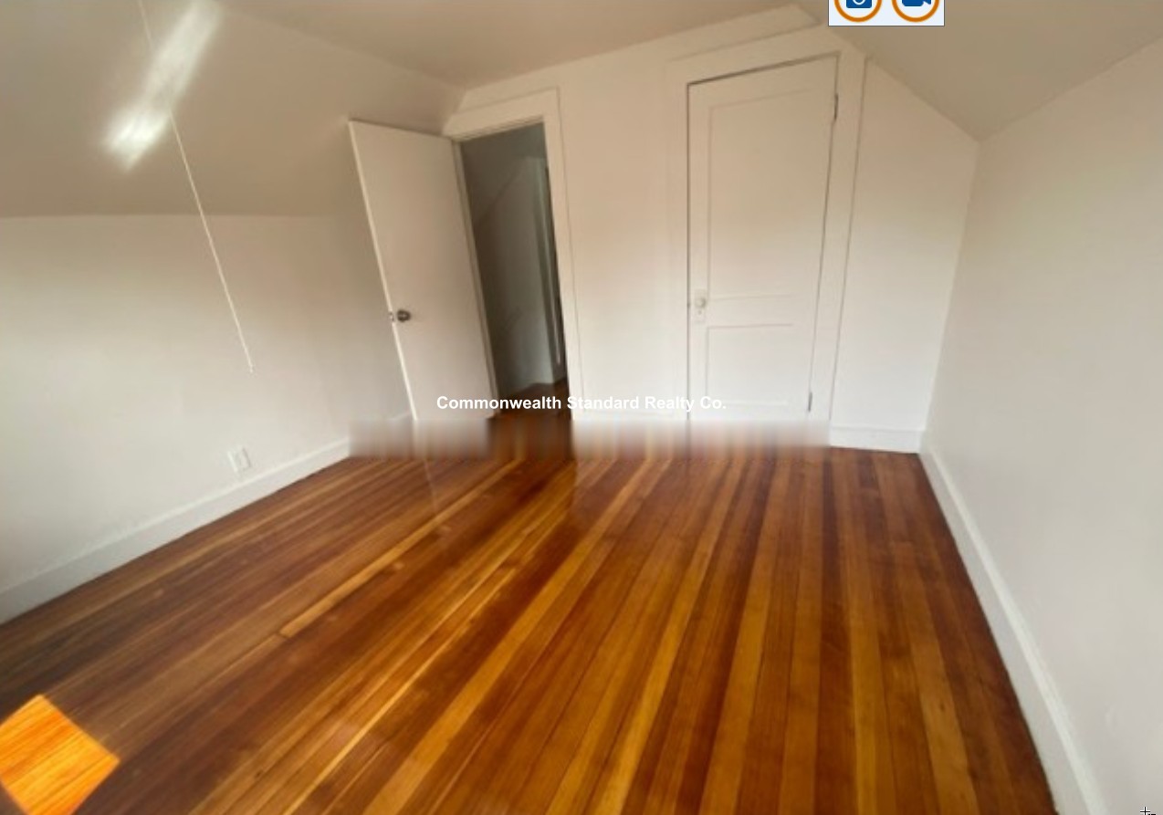 15 Boulevard Ter, Brighton