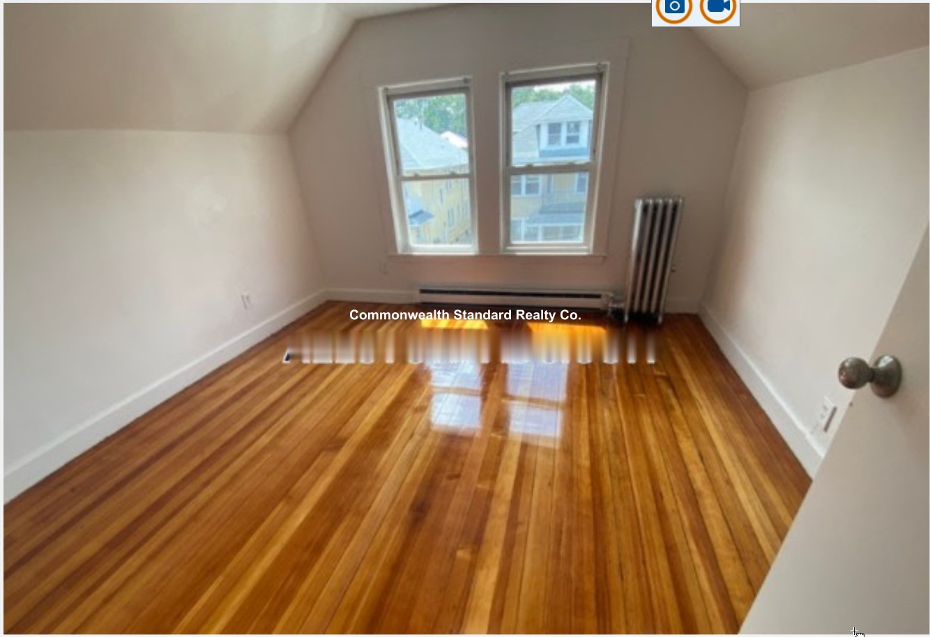 15 Boulevard Ter, Brighton