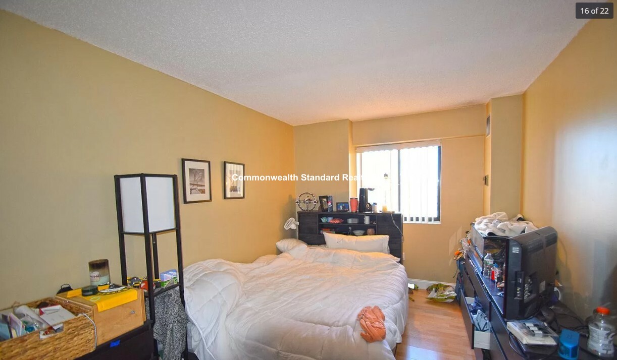 15 North Beacon St, Allston