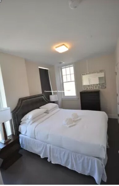 659 Massachusetts Ave, South End