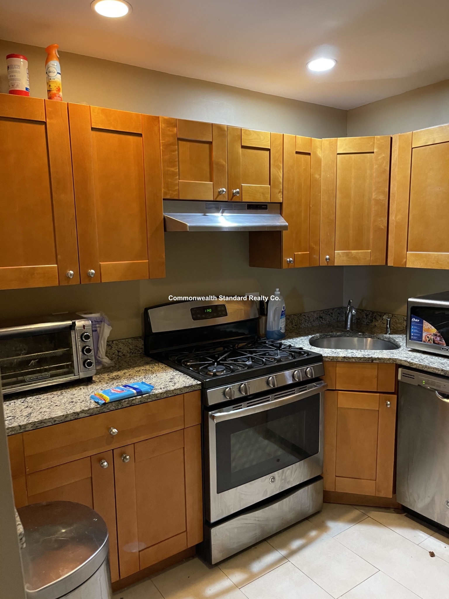 76 Egmont St, Coolidge Corner