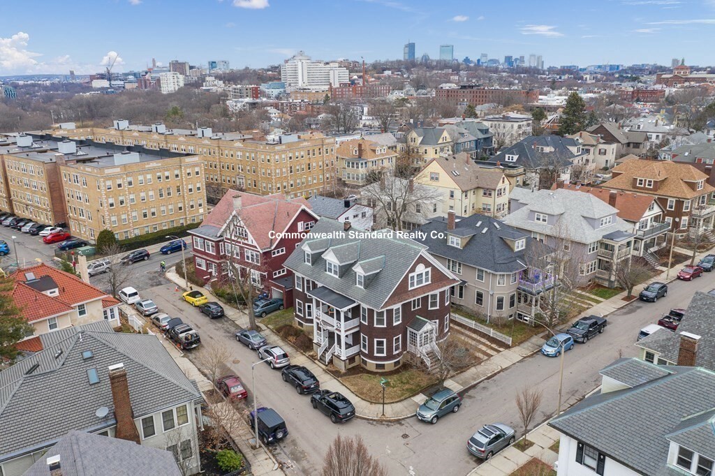 6 bed, 2 bath apartment for rent at 73 Halifax St Unit 2, Jamaica Plain — photo 13 of 14