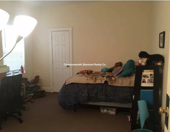 2 bed, 1 bath apartment for rent at 833 Beacon Unit 106, Fenway — photo 4 of 8