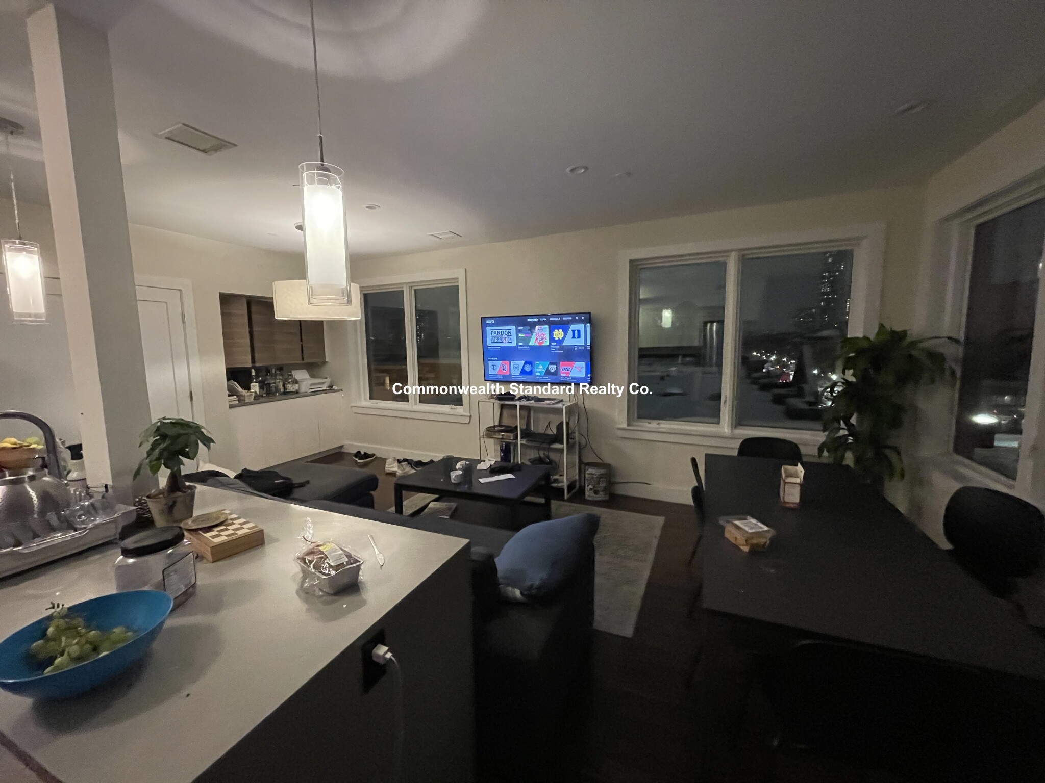 659 Massachusetts Ave, South End